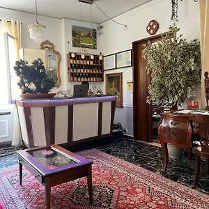 Souvenir Maya Отель